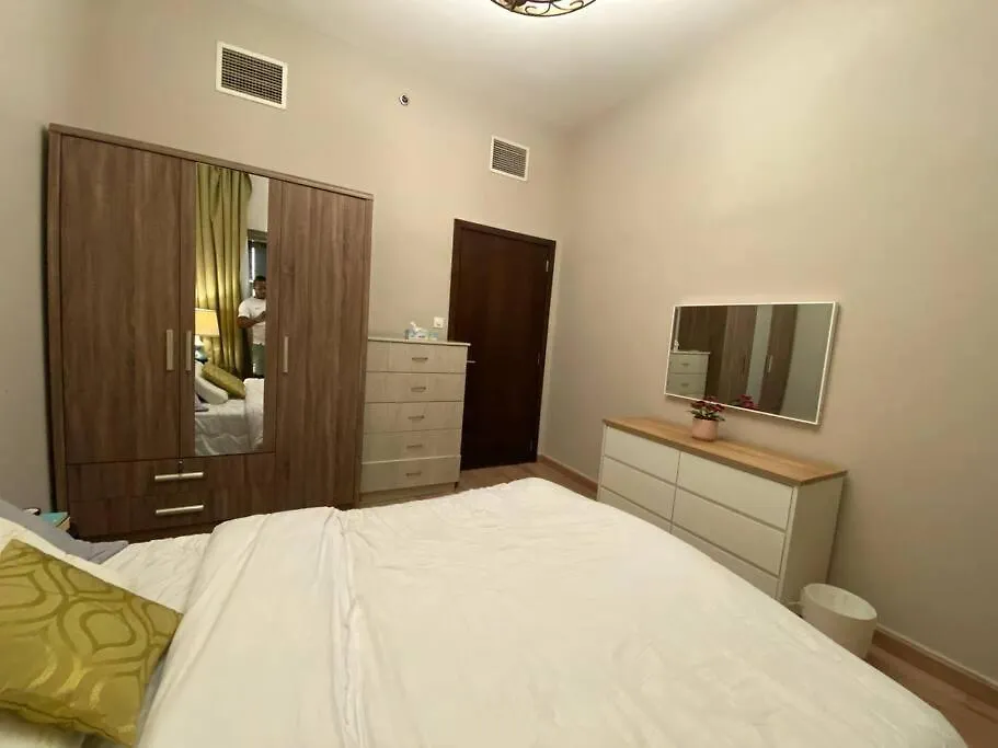 Comfortable 2-Br Apt In Jvc, Dubai With Balcony
